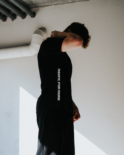 Vertical Meantformore Tee